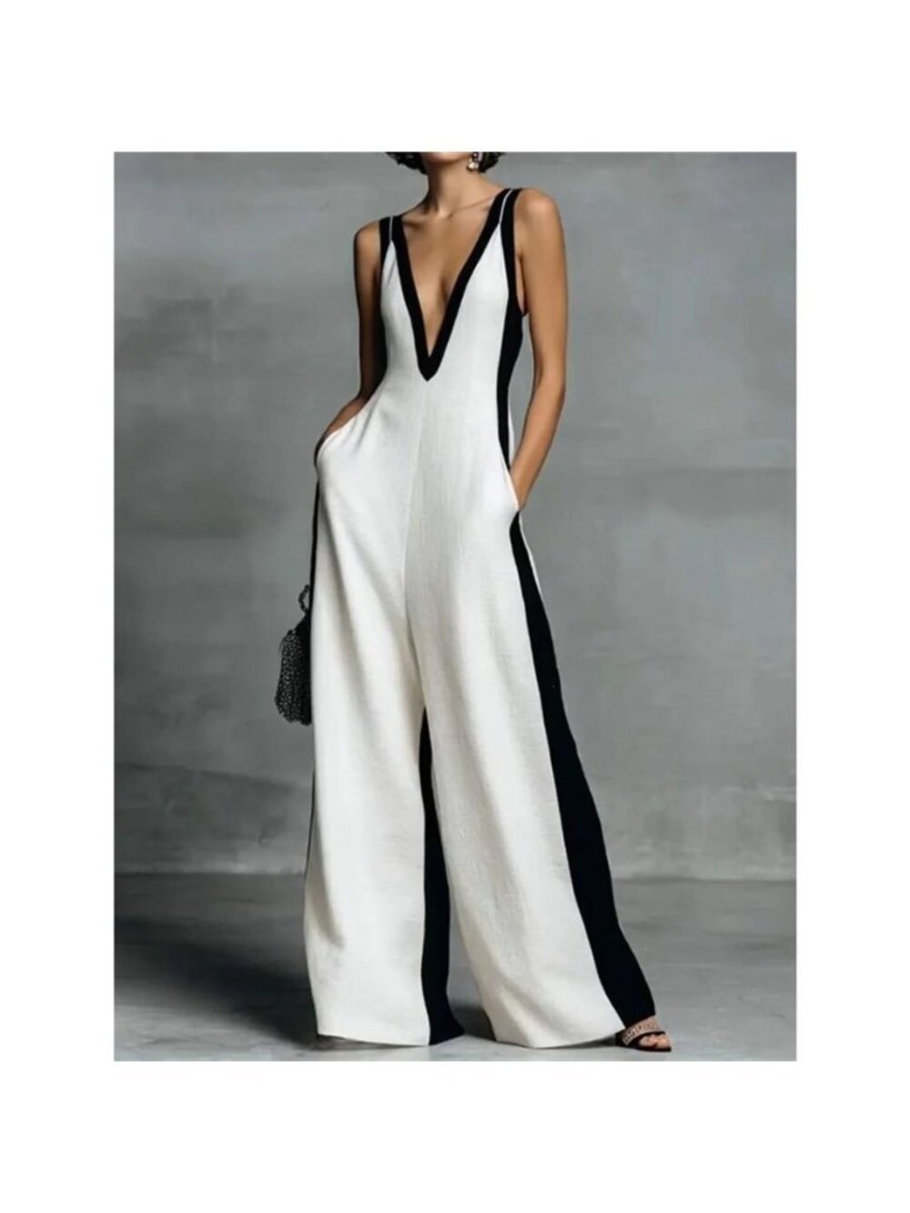 Contrast Trim V-Neck Jumpsuit